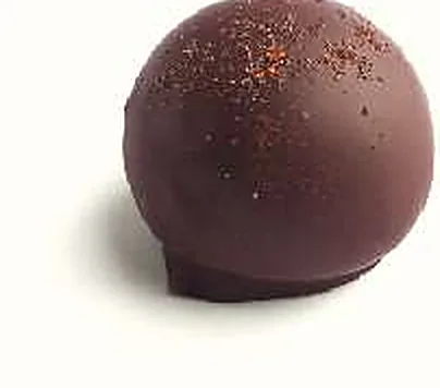 Figue Cannelle : figue séchée fourrée, ganache cannelle, enrobée de chocolat